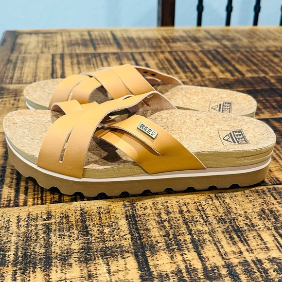 REEF Kaia Women's Criss-Cross Slide Sandals size 9 - Picture 6 of 9